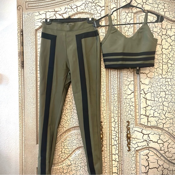 Fashion Nova Matching Olive Pants Set - Picture 12 of 16